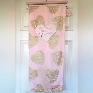 BETSY JOHNSON SOFT THROW BLANKET